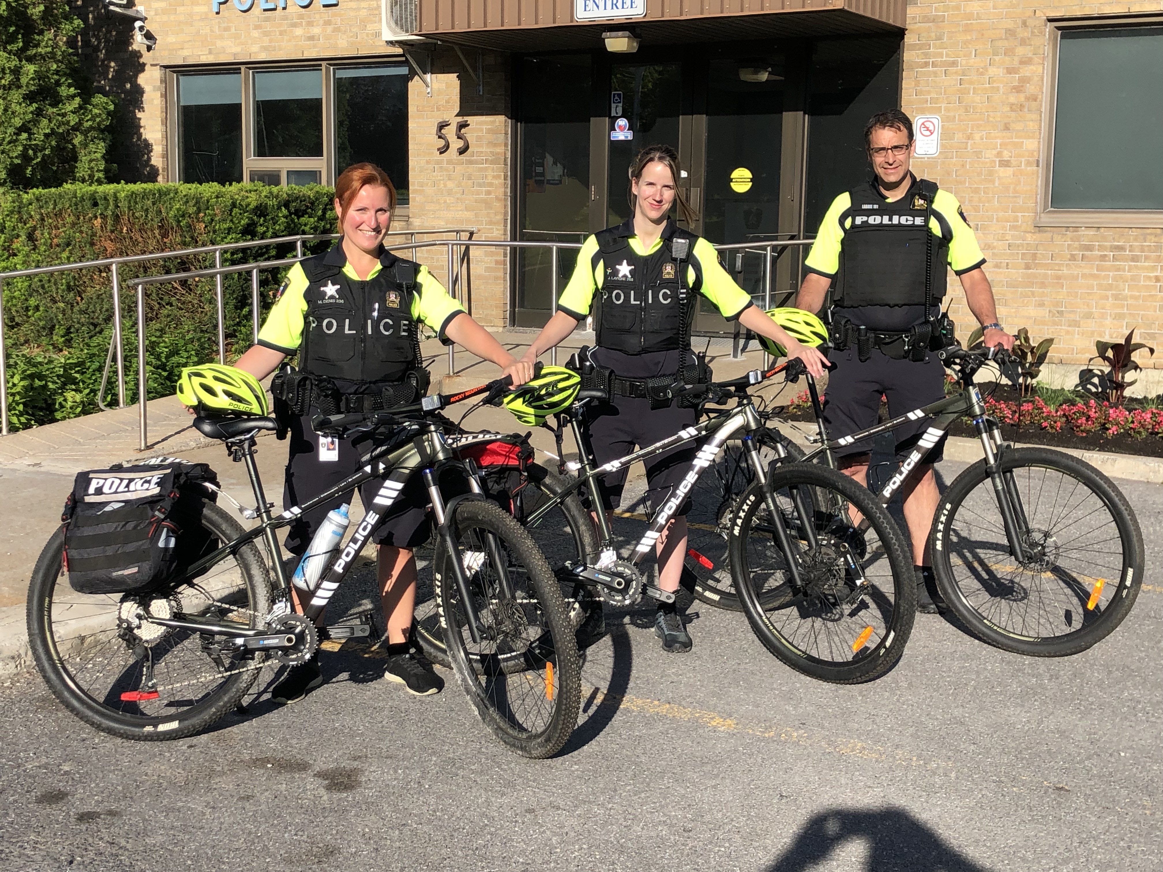 Les policiers à vélo vont cibler 5 infractions courantes des cyclistes