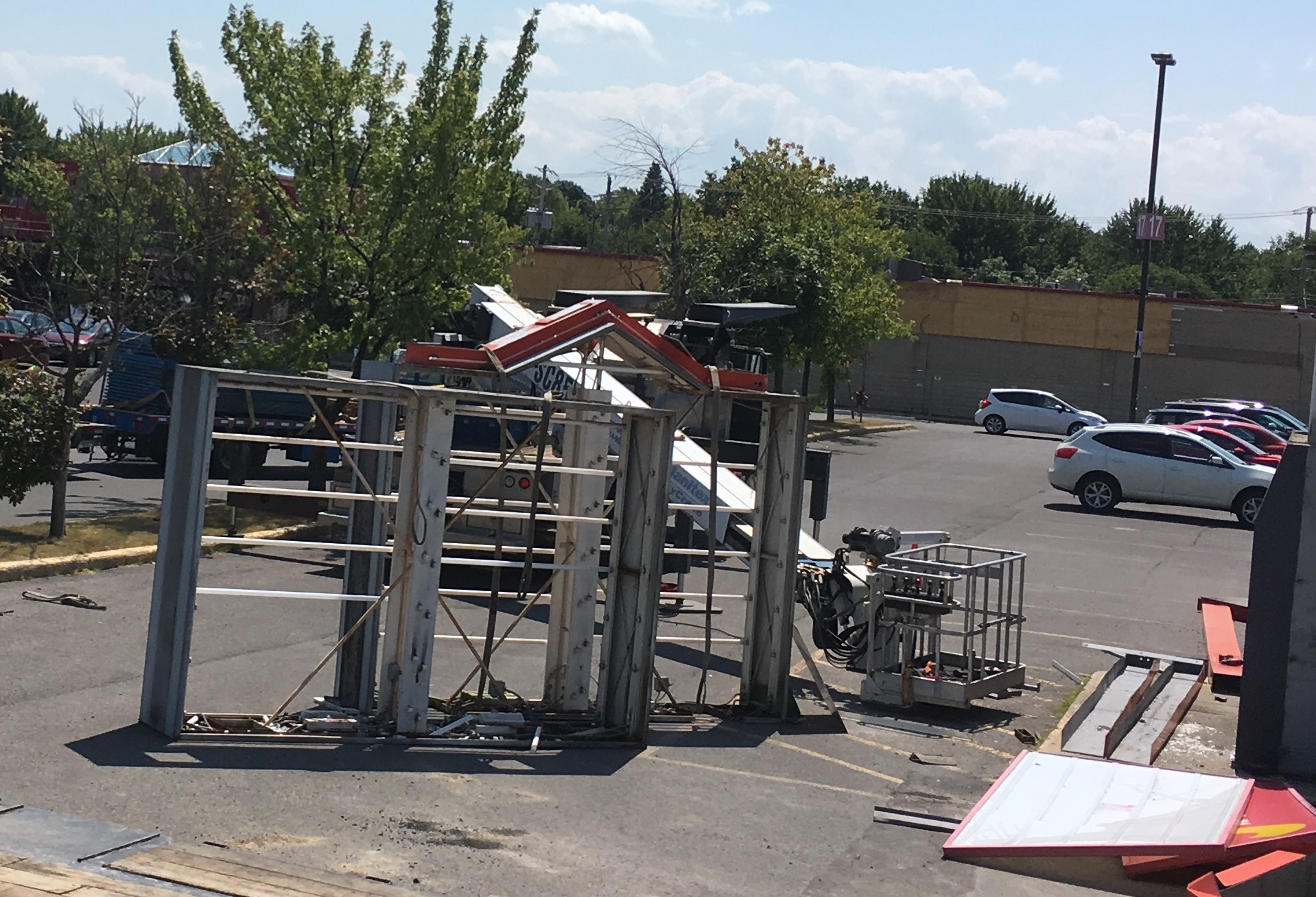 L’enseigne du Centre régional Châteauguay disparaît du décor