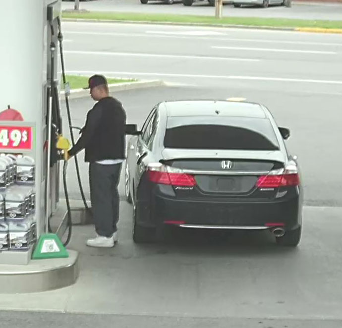 100 $ d&rsquo;essence pas payée