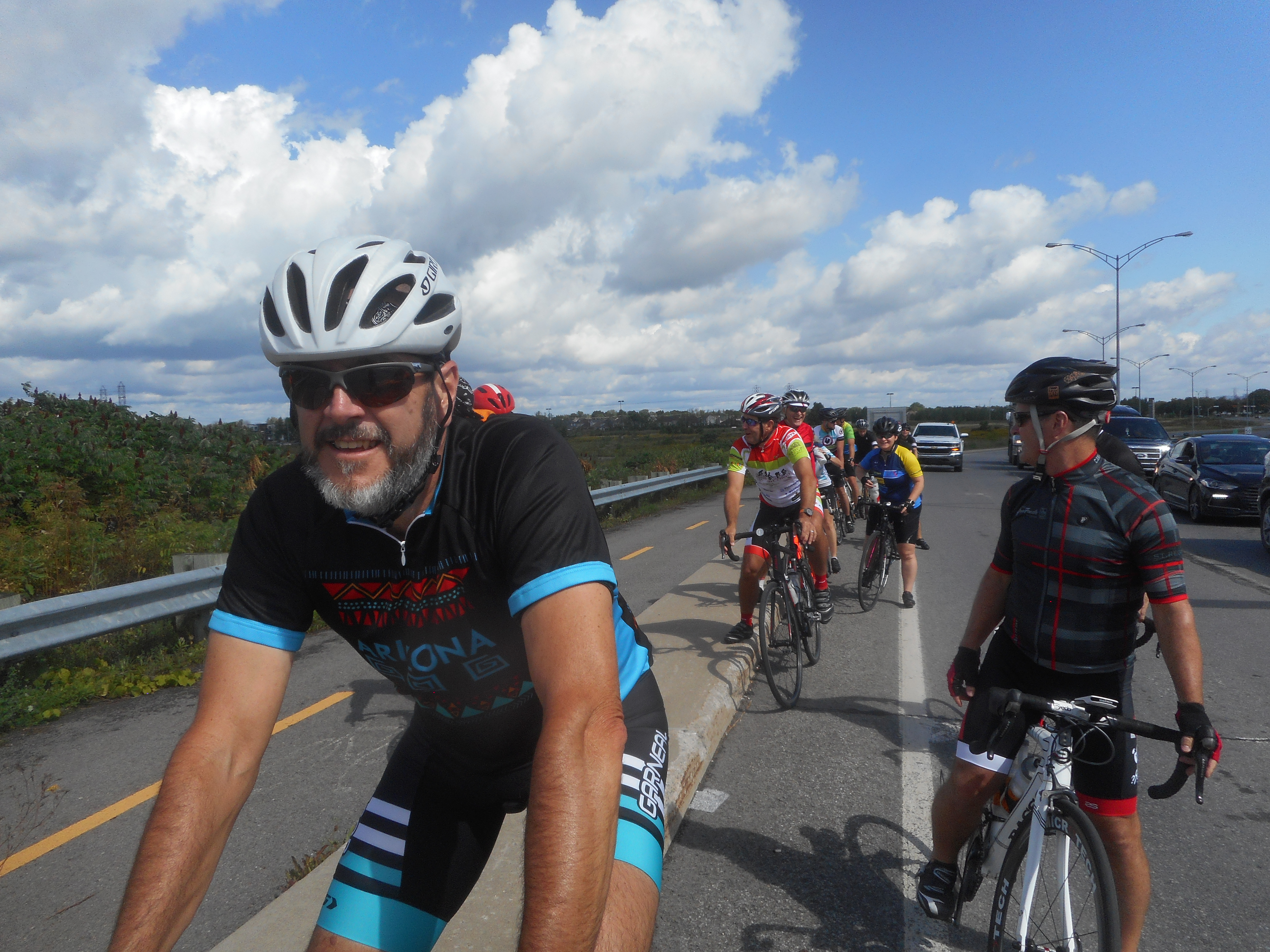 Des cyclistes amassent un montant «surprenant» pour la Fondation Anna-Laberge
