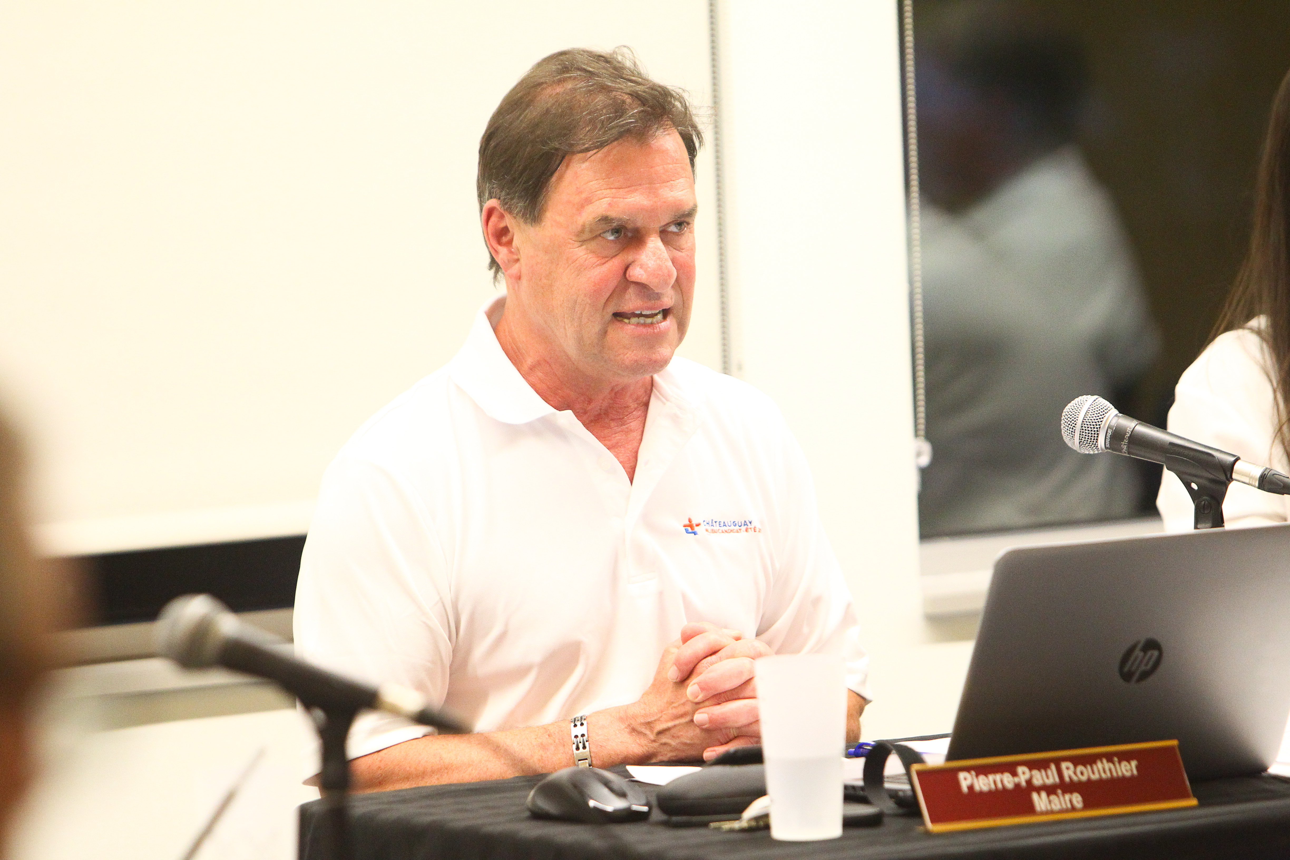 Chateauguay elected officials vote themselves higher salaries