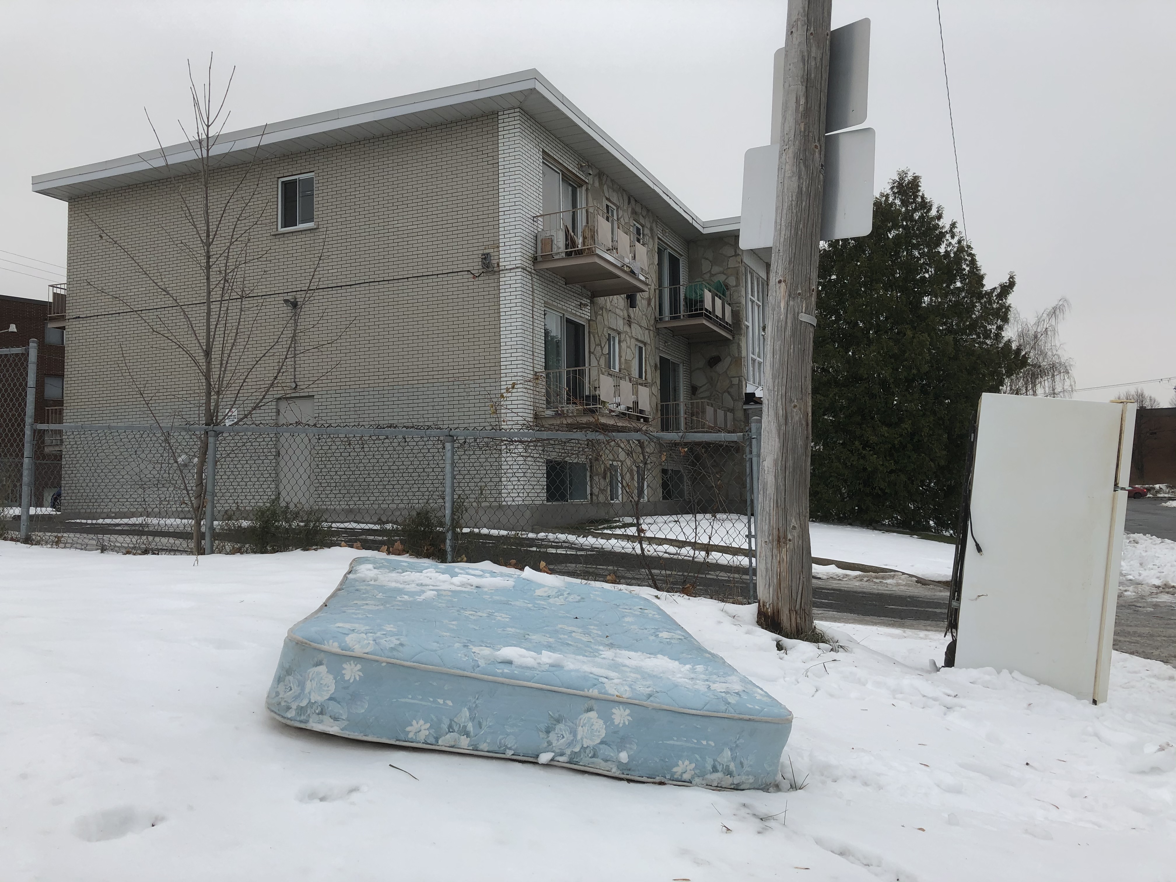 11 $ per-door to collect ‘’huge waste’’ items for buildings of six units or more