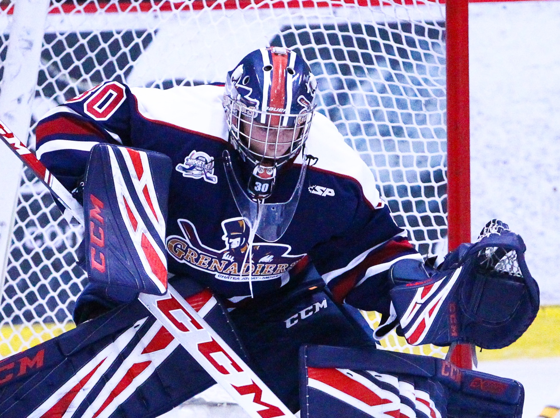 Les Grenadiers balaient les Élites devant 517 fans