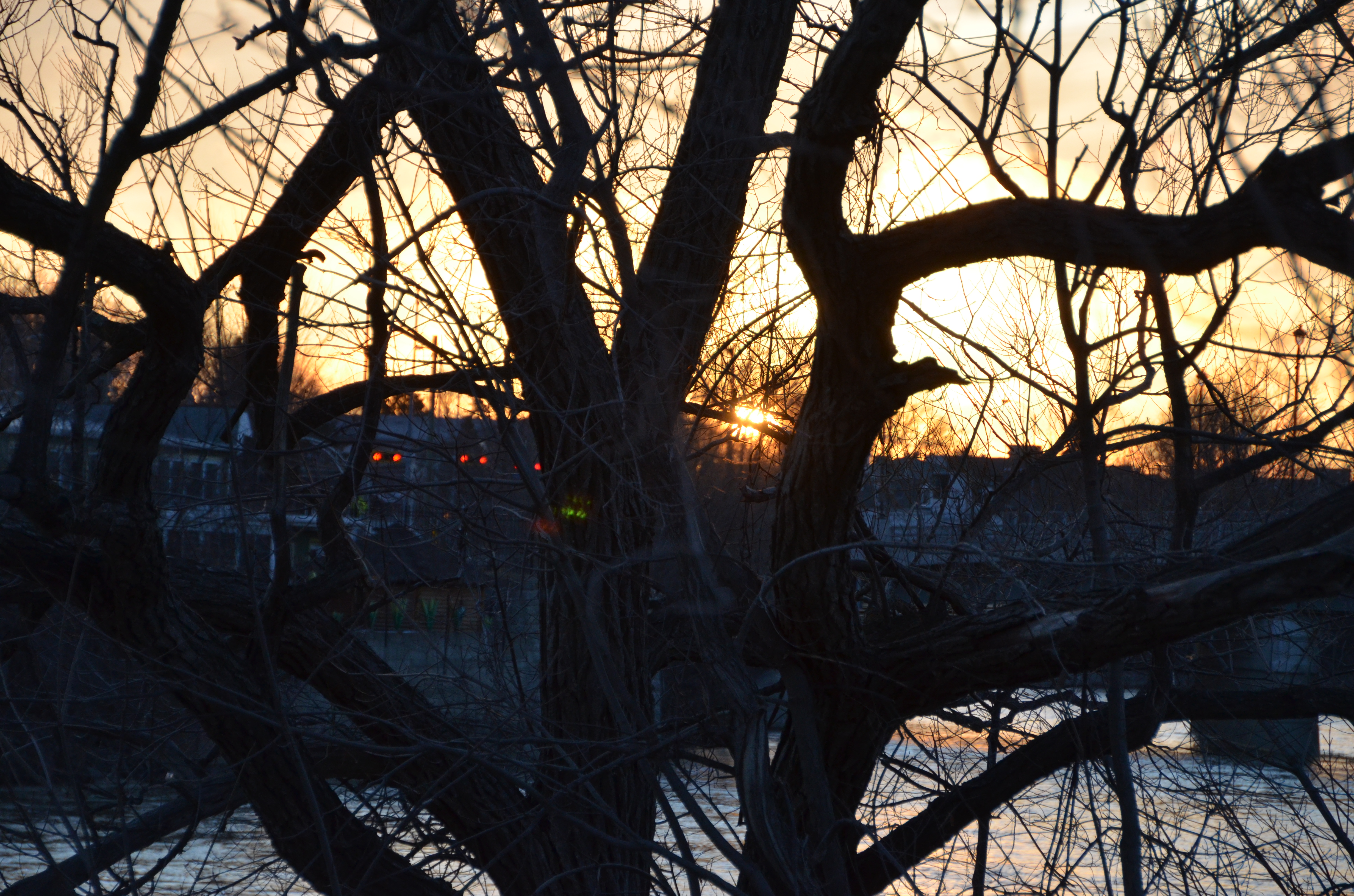 Image illustrant l'article: Poses de Châteauguay sur pause