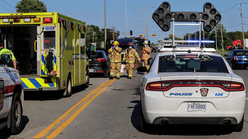 Image illustrant l'article: Un véhicule en emboutit un autre sur la route 132