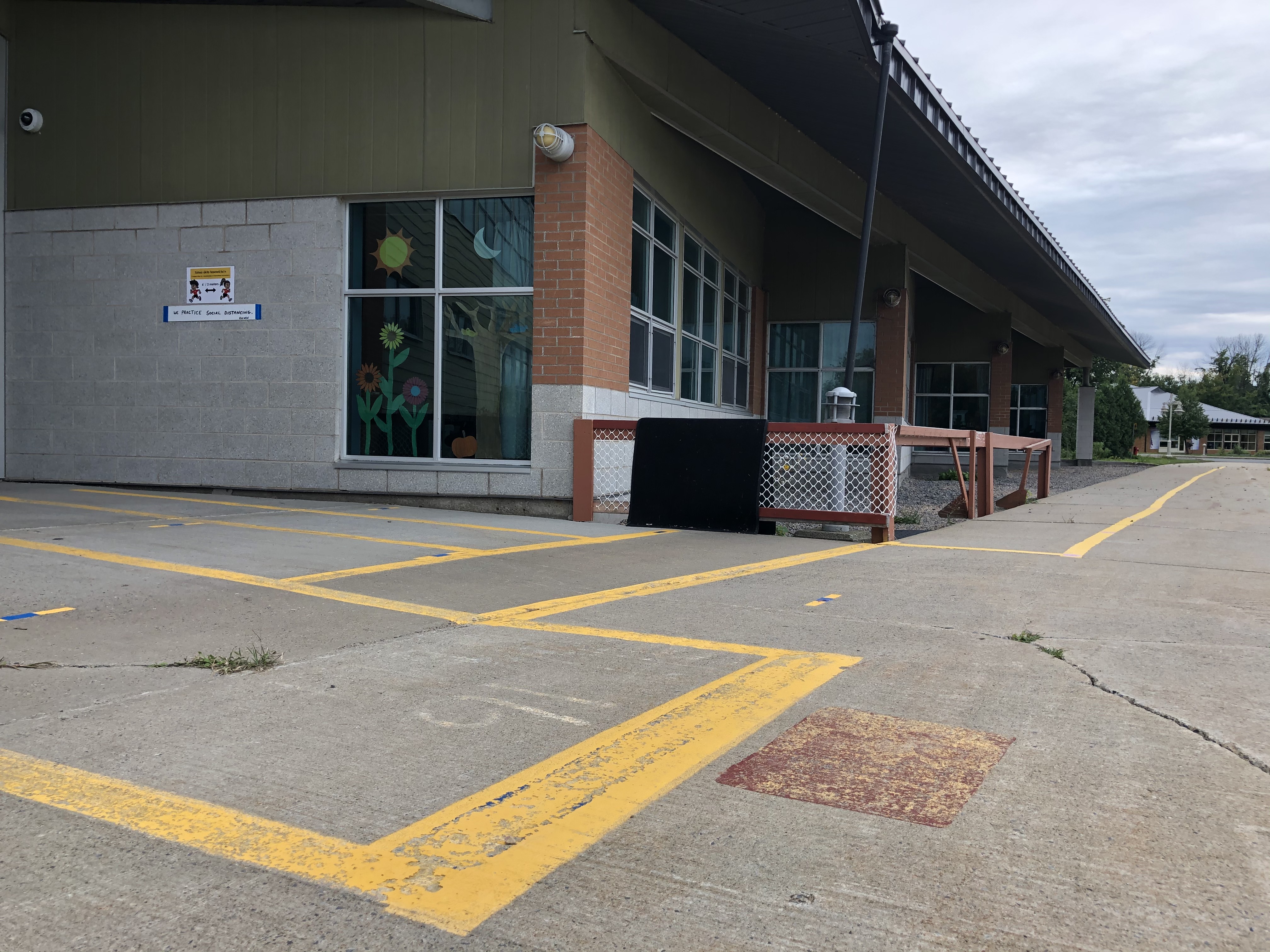 Half of students in Kahnawake will learn from home