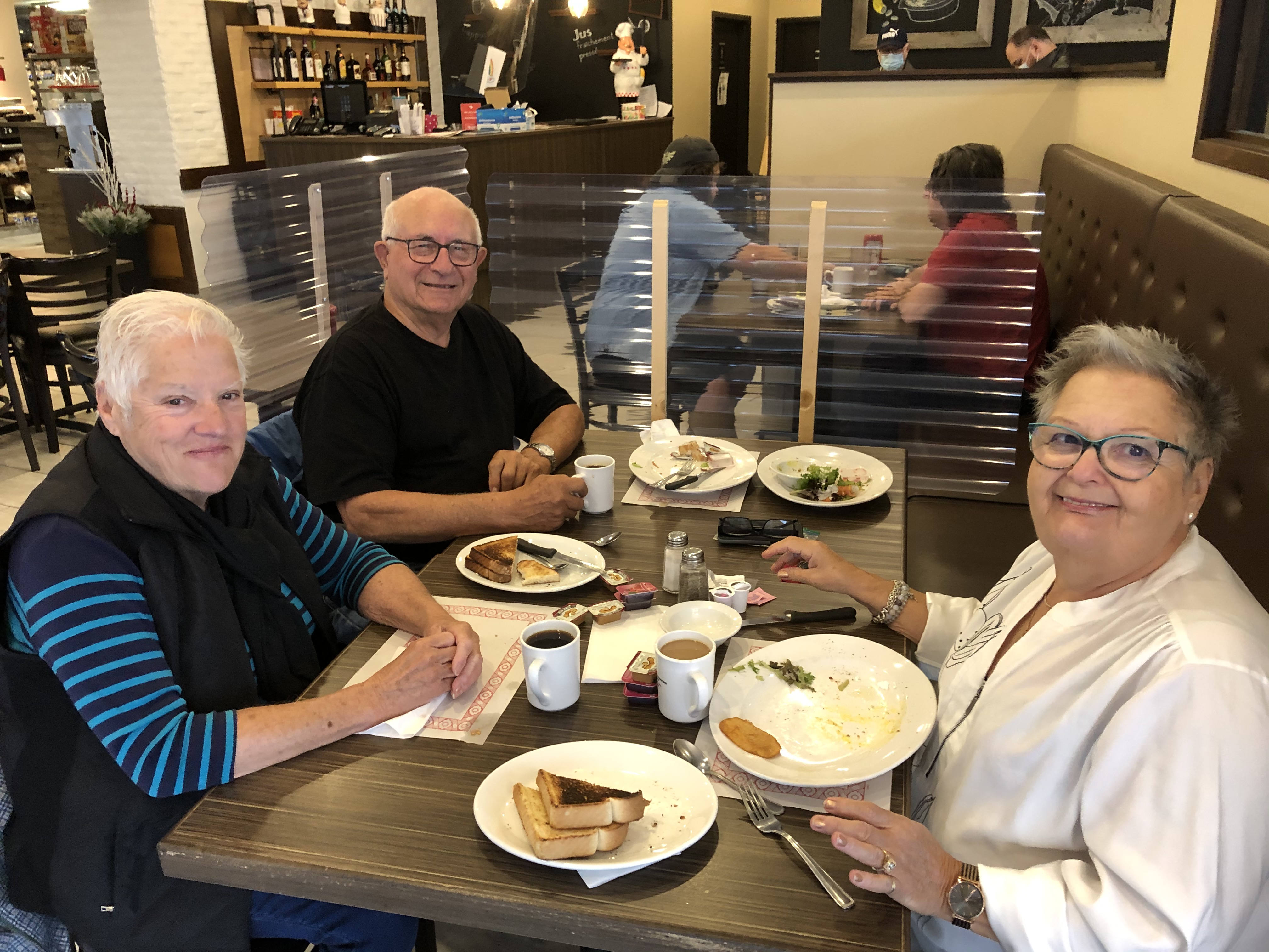 COVID-19 : Dernier déjeuner au restaurant à regrets