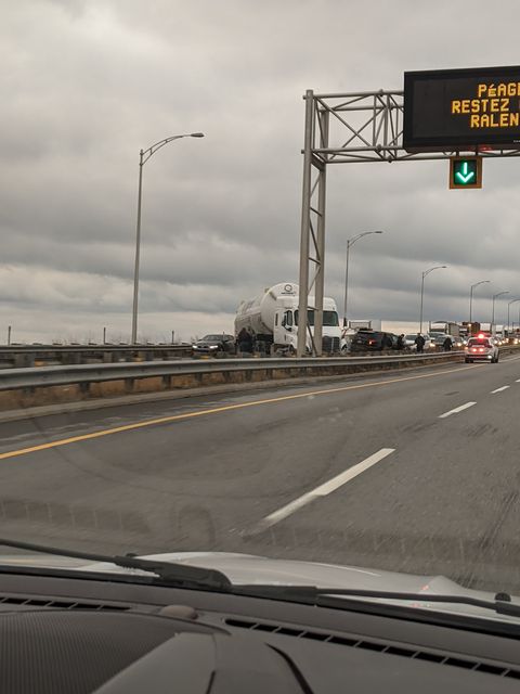 Autoroute 30 : accident au pont Madeleine-Parent