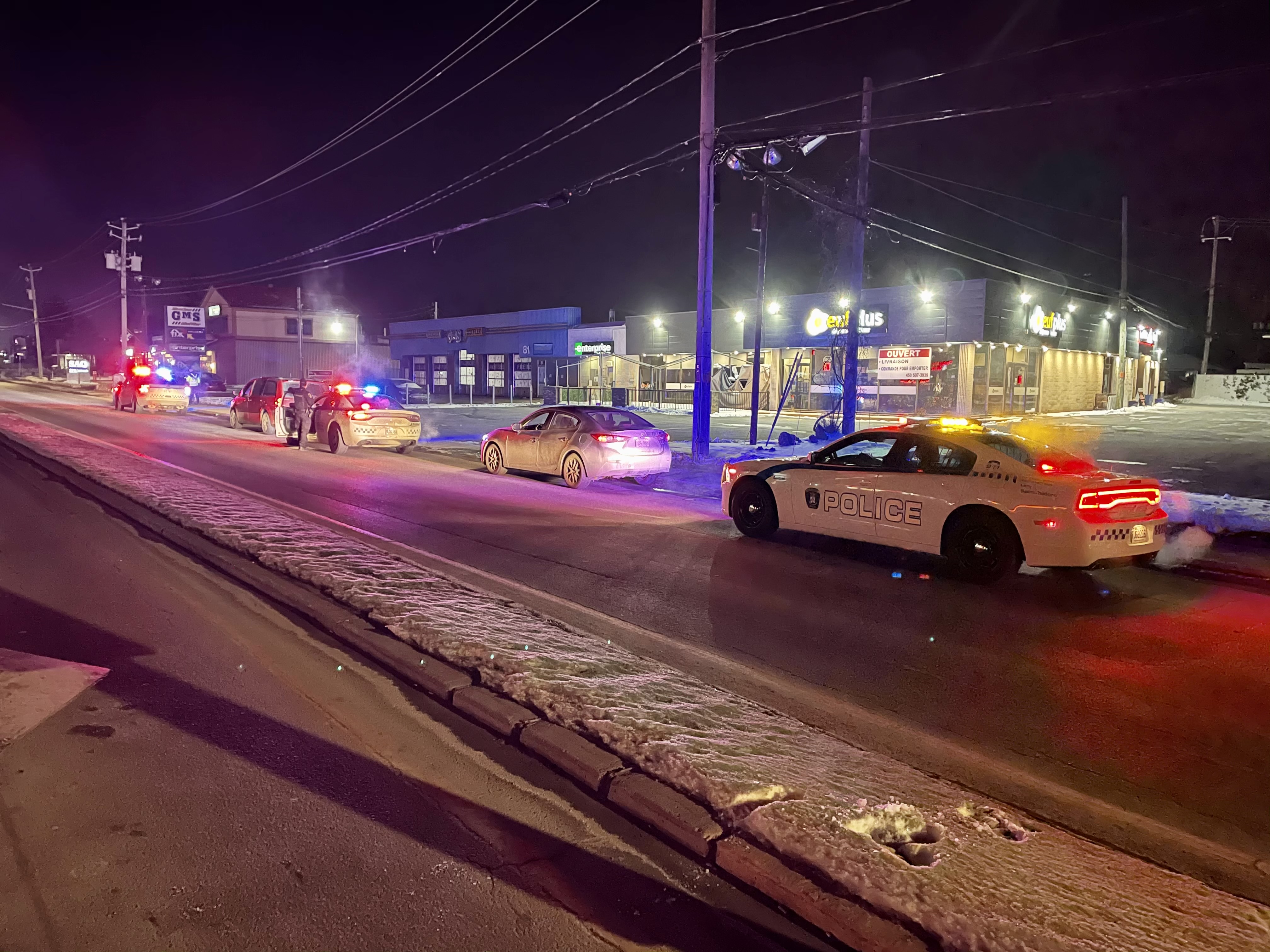 Couvre-feu : la police de Châteauguay a émis 8 constats la première nuit