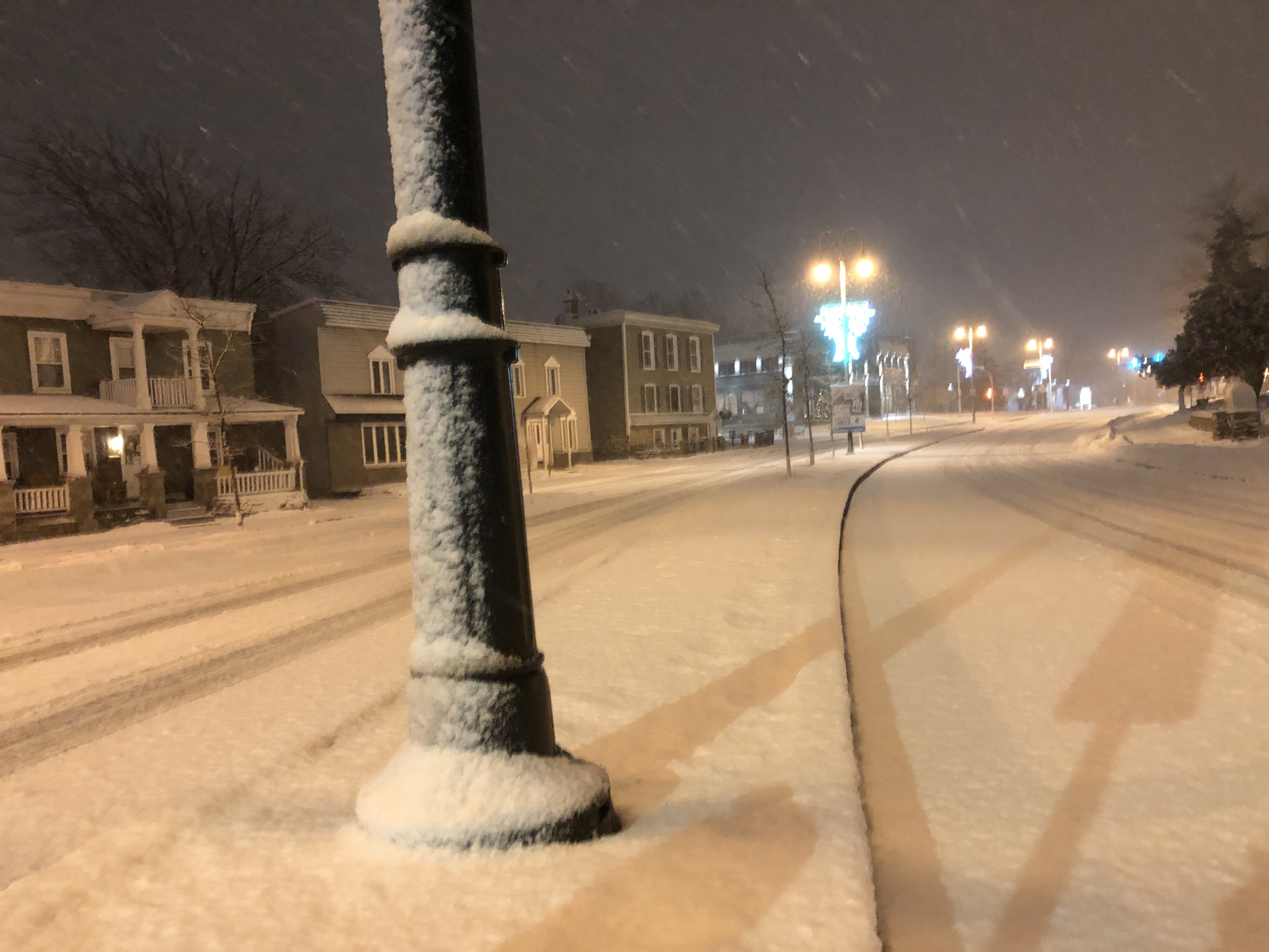 Neige à « bonhomme » et température au-dessus de la normale