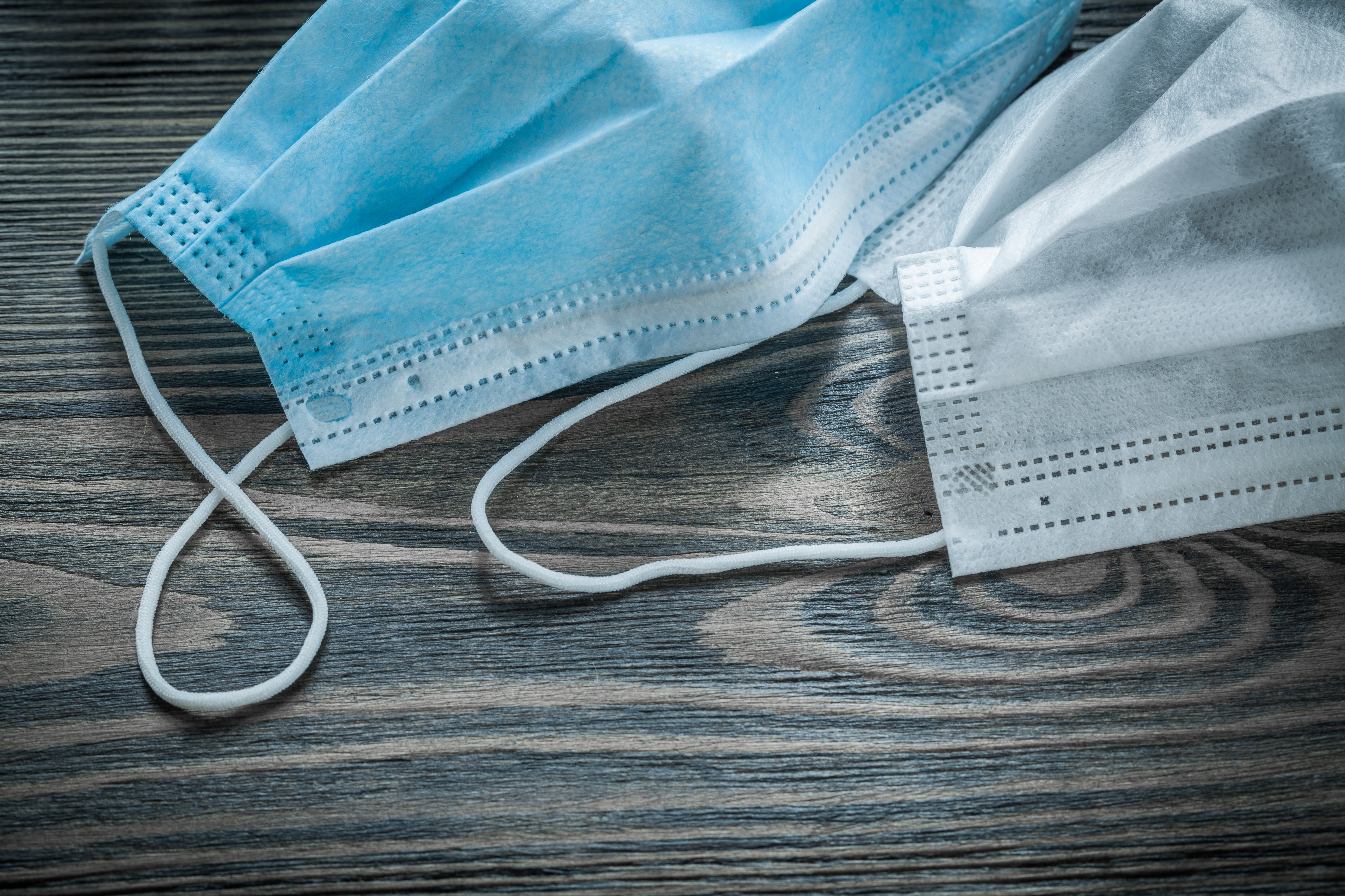 Image illustrant l'article: Le port du masque obligatoire à l’extérieur pour les groupes de deux