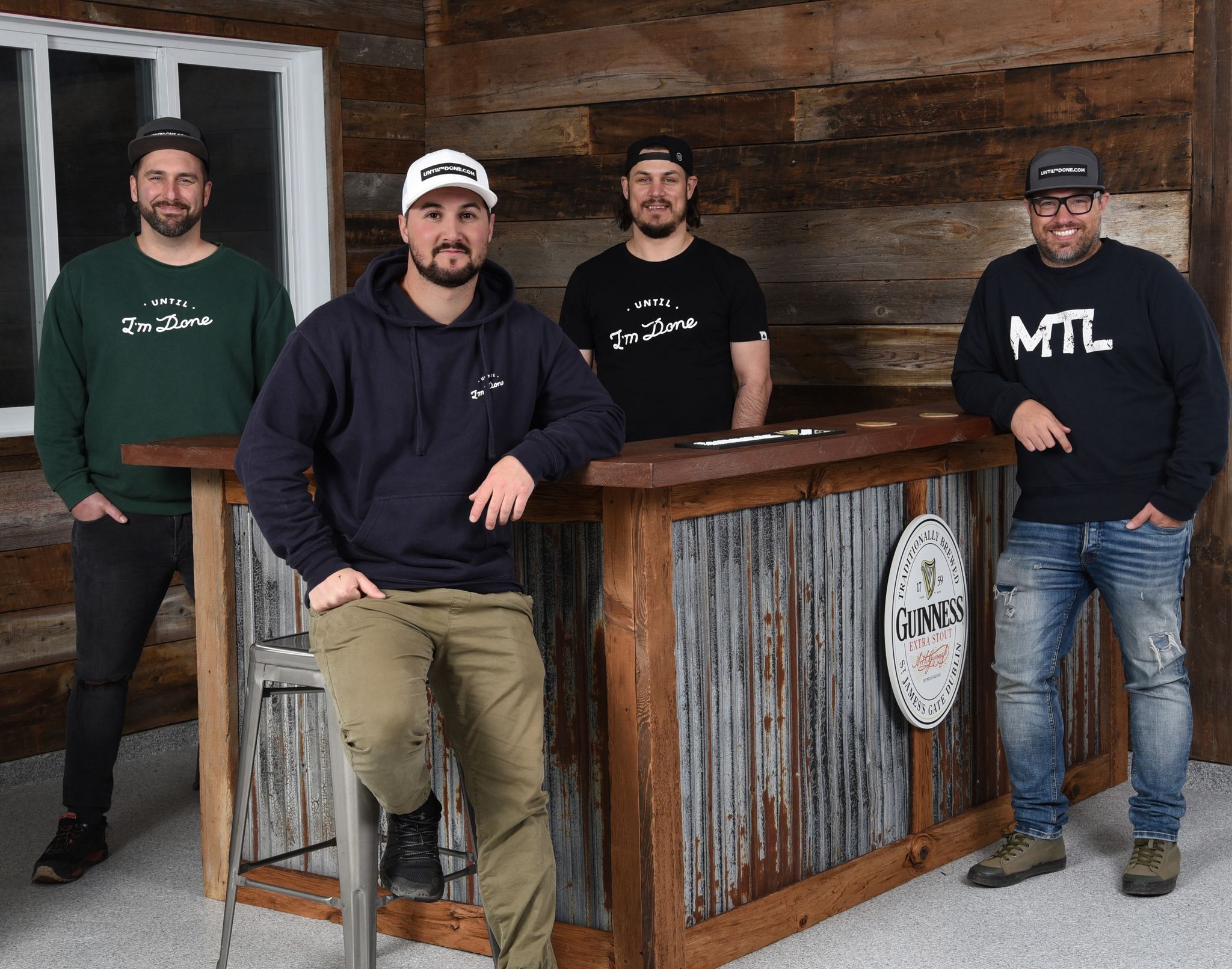 Quatre passionnés de hockey de la région à la barre d’un balado