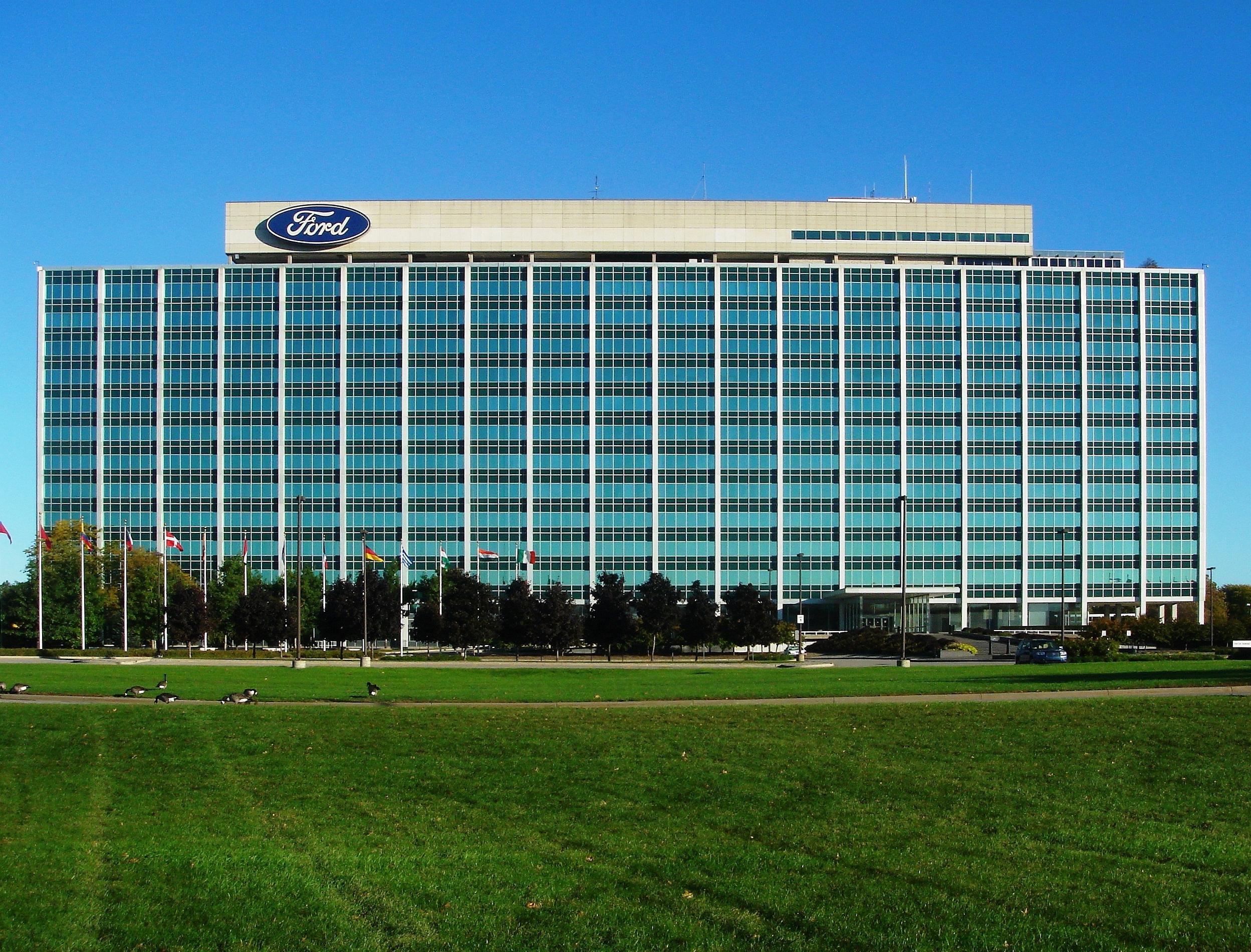Image illustrant l'article: Ford enregistre un gain de 8,2 milliards de dollars au quatrième trimestre grâce à son investisse