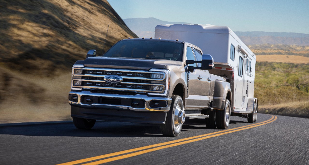 Image illustrant l'article: 500 chevaux et une capacité de remorquage de 40 000 livres pour le Ford Super Duty 2023