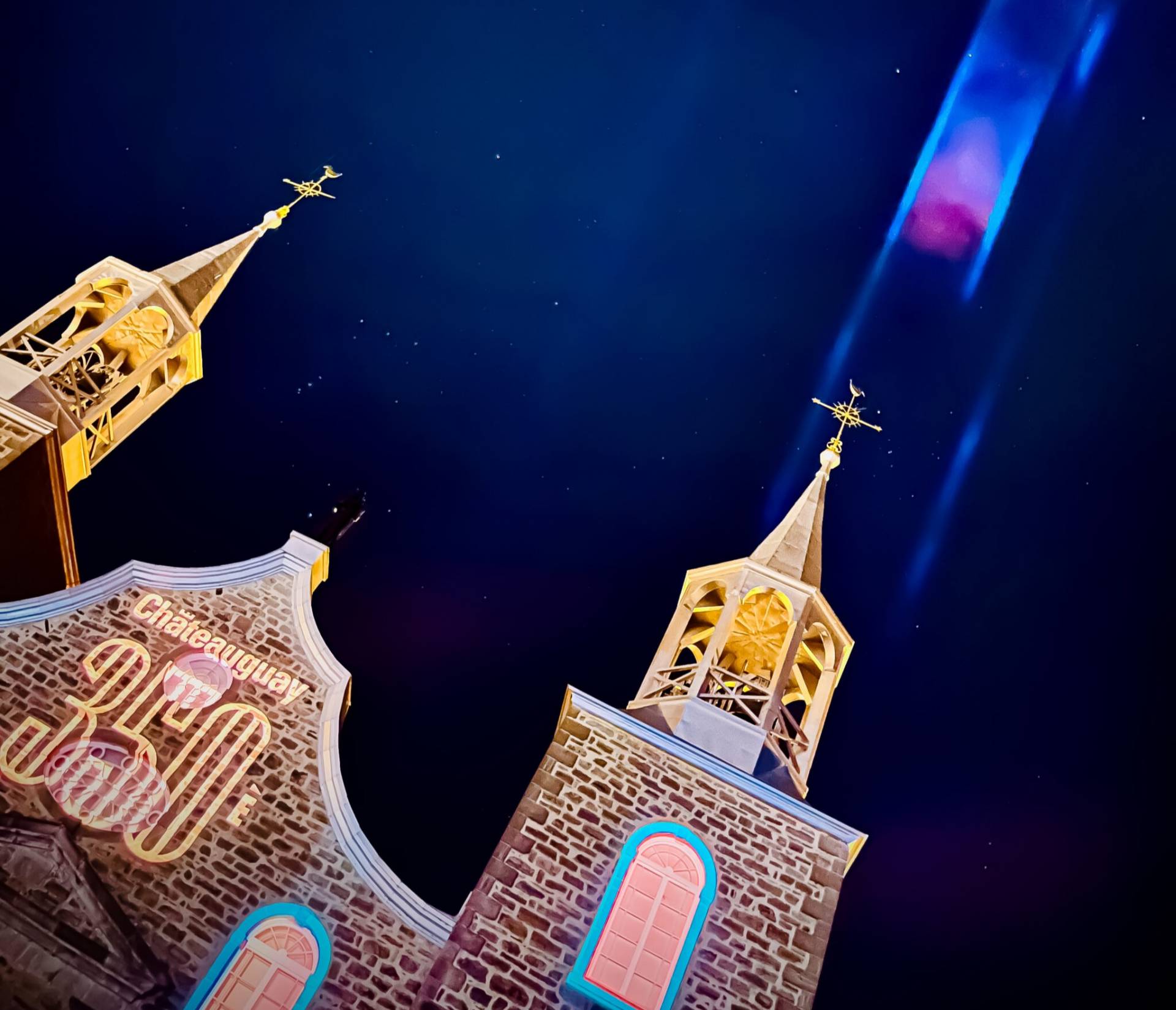 Nourrir un bébé raton-laveur au biberon