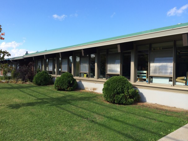 Ces ciseaux électriques sont parfaits pour les boîtes de carton