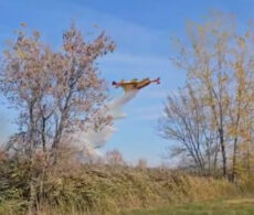 Incendie à Léry : un avion-citerne de la SOPFEU appelé en renfort