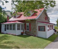 Reconstruction d’une maison ancestrale : discorde chez les élus