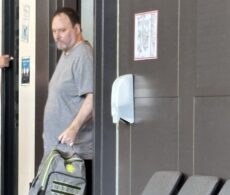Coupable de contacts sexuels : 90 jours de prison et des travaux communautaires