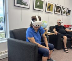 Aînés : la vie à travers un casque de réalité virtuelle