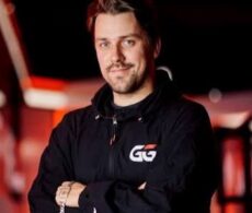 World Series of Power Super Circuit Series : cartes sur table avec Frédéric Normand