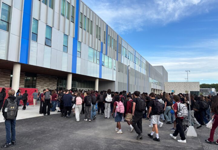 Châteauguay : rentrée dans une école neuve pour près de 2900 élèves