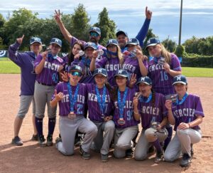 Baseball féminin U15B : un été quasi parfait pour les Rays Mauve