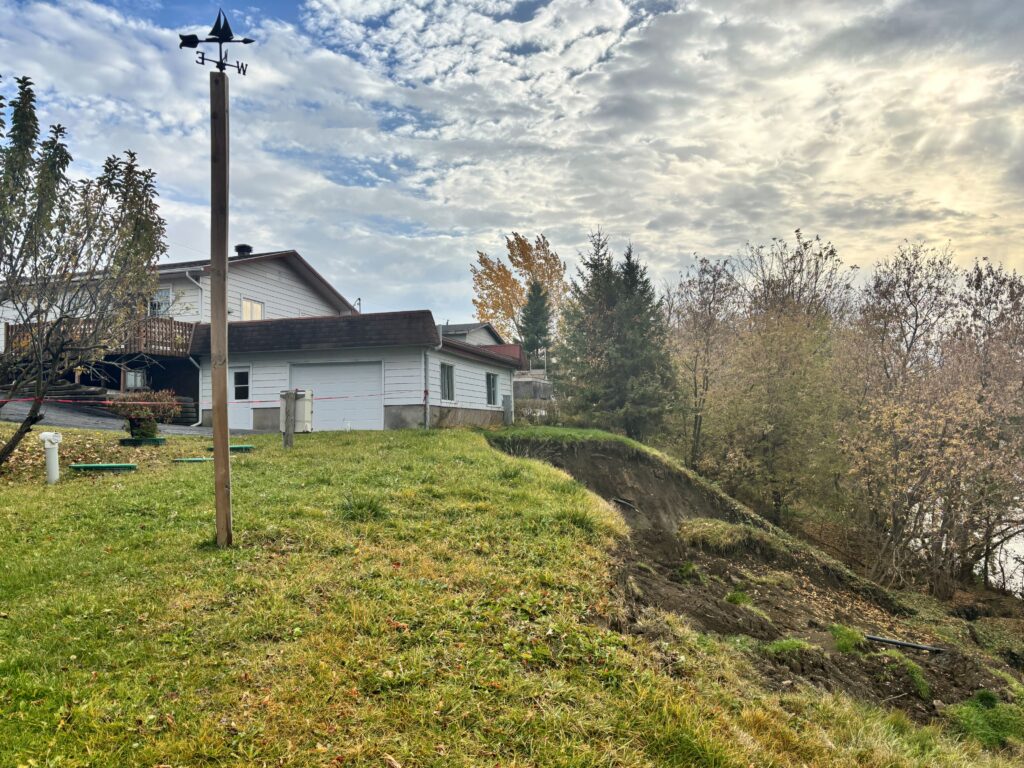Glissement de terrain : une maison de Mercier doit être démolie